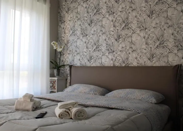 Bonelli Dreams In Rome